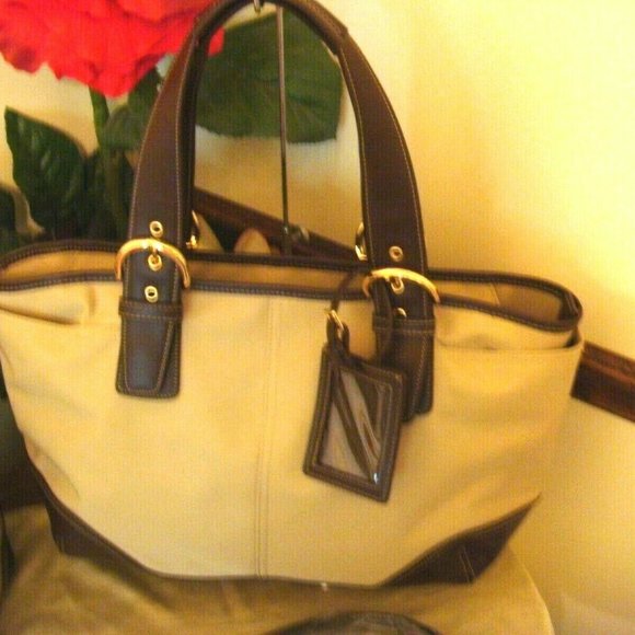 NWOT Simply Go NYLON Tote Shoulder Bag, Purse, Make Up Bag Brown/Tan - Picture 3 of 11